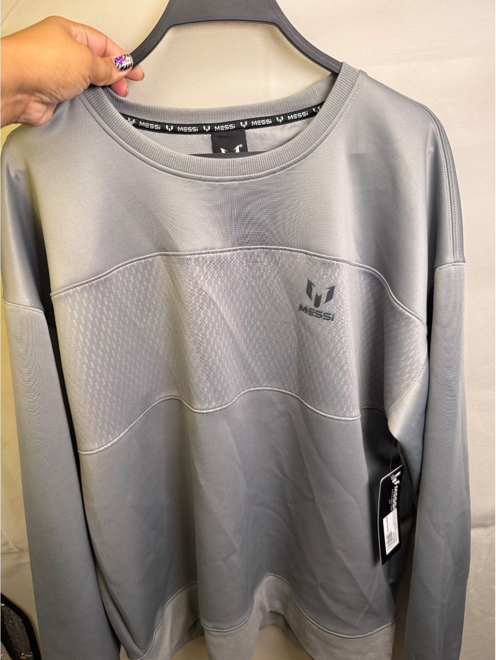 Messi Collection Men's Medium Gray Pullover Sweatshirt
